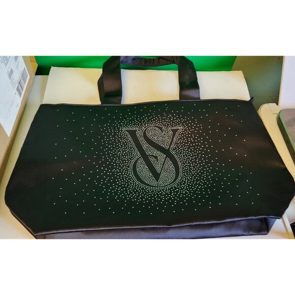 Victoria’s Secret Shine Zipper Tote Bag Holiday 2024 Bling Diamante Graphic VGC - Picture 5 of 8